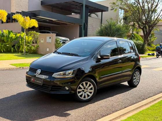 VOLKSWAGEN FOX 1.0 MPI TRENDLINE 12V FLEX 4P MANUAL VOLKSWAGEN FOX 1.0 MPI TRENDLINE 12V FLEX 4P MANUAL